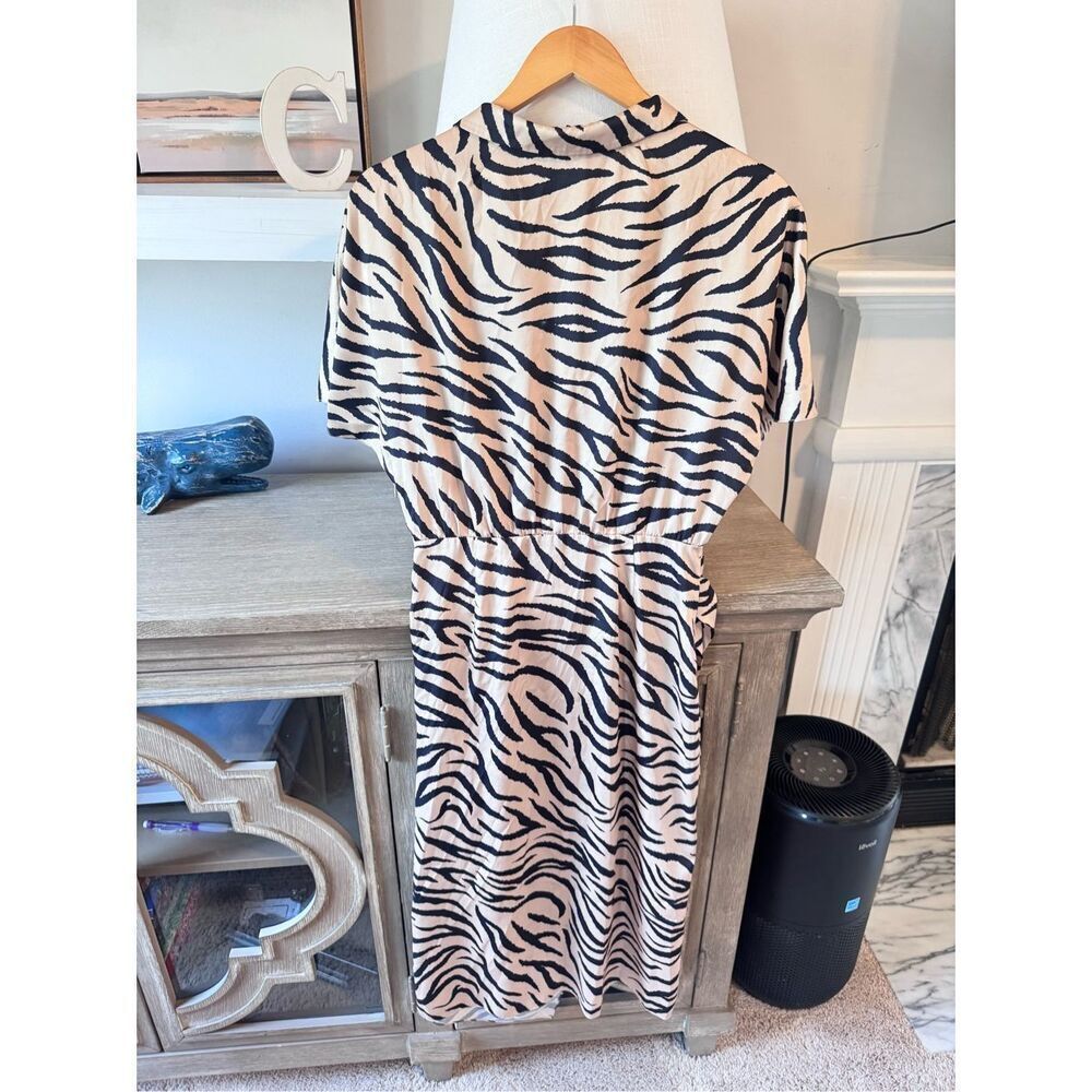 Sally LaPointe Zebra Print Cream Black Drop Collar Satin Dress Women's Size 4‎ - Picture 6 of 11